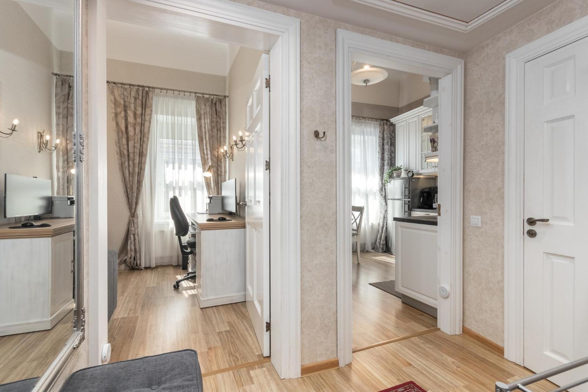 Elegant Apartment In Historical Centre & Free Locked Parking Riga Exteriér fotografie