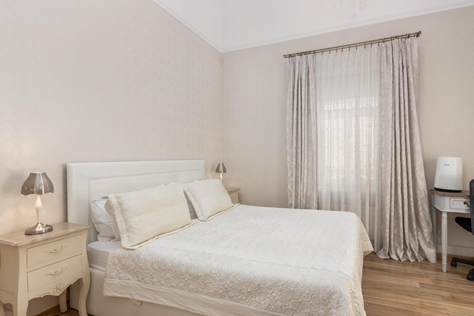 Elegant Apartment In Historical Centre & Free Locked Parking Riga Exteriér fotografie