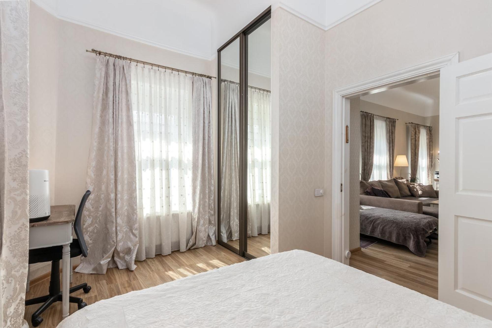Elegant Apartment In Historical Centre & Free Locked Parking Riga Exteriér fotografie